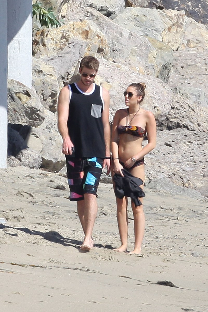 Miley-Cyrus-Bikini-Pictures-On-Malibu-Beach-06.jpg
